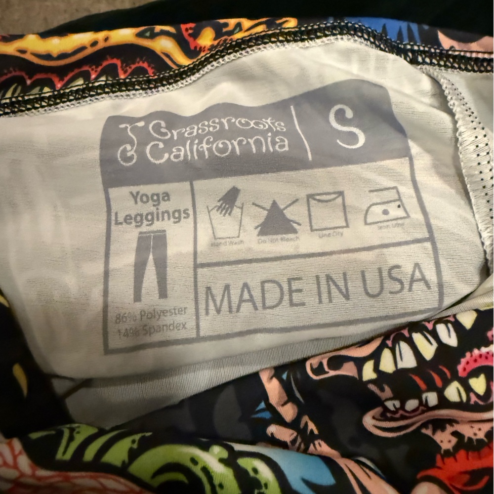 Grassroots jimbo Phillips multicolored yoga leggings size small EUC - Picture 16 of 16